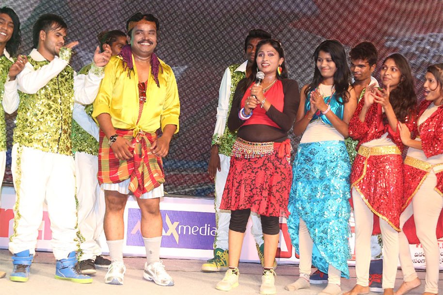 Sampu-Babu-Performance-at-Ra-Ra-Krishnayya-Audio
